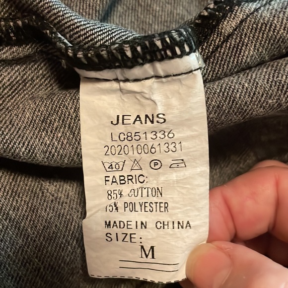 🔥Boutique🔥Blake Distressed Jean Jacket - Picture 14 of 15